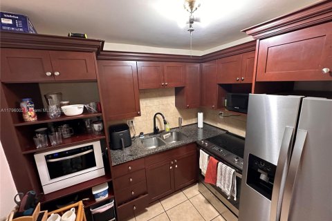 Купить кондоминиум в Майами-Бич, Флорида 4 комнаты, 77.29м2, № 2089057 - фото 20