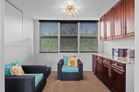 Condo in Boynton Beach, Florida, 2 bedrooms  № 2022026 - photo 19