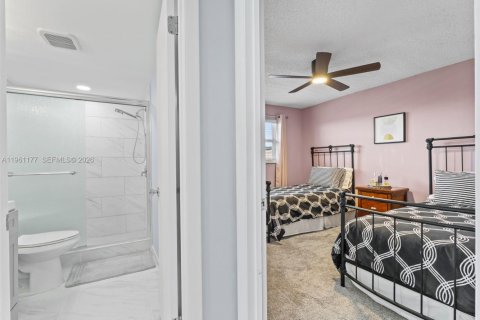 Condo in Boynton Beach, Florida, 2 bedrooms  № 2022026 - photo 25