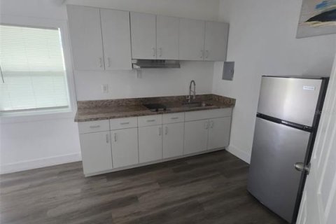 Villa ou maison à vendre à Apopka, Floride: 3 chambres, 82.5 m2 № 2435069 - photo 4