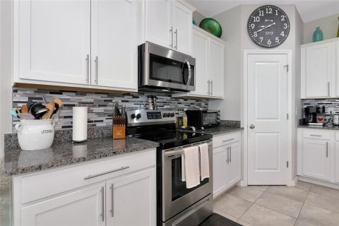 House in Wimauma, Florida 4 bedrooms, 254.37 sq.m. № 1817412 - photo 5