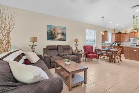 Villa ou maison à vendre à Hudson, Floride: 4 chambres, 205.04 m2 № 2352378 - photo 10