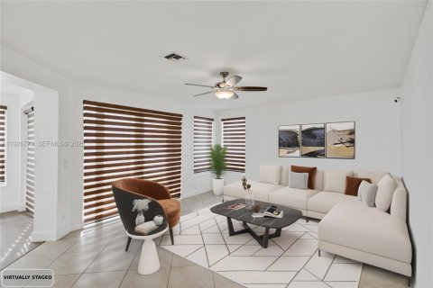 Снять в аренду виллу или дом в Пемброк-Пайнс, Флорида 4 спальни, 282.05м2, № 1989264 - фото 12