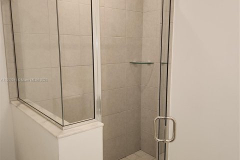 Adosado en alquiler en Pembroke Pines, Florida, 4 dormitorios, 175.4 m2 № 1967664 - foto 24