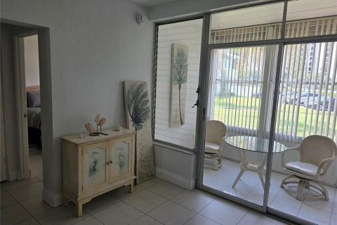 Copropriété à louer à Saint Pete Beach, Floride: 1 chambre, 55.28 m2 № 2402949 - photo 5