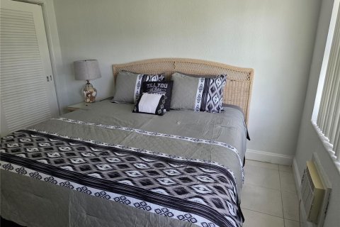 Copropriété à louer à Saint Pete Beach, Floride: 1 chambre, 55.28 m2 № 2402949 - photo 11