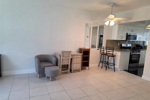 Copropriété à louer à Saint Pete Beach, Floride: 1 chambre, 55.28 m2 № 2402949 - photo 14