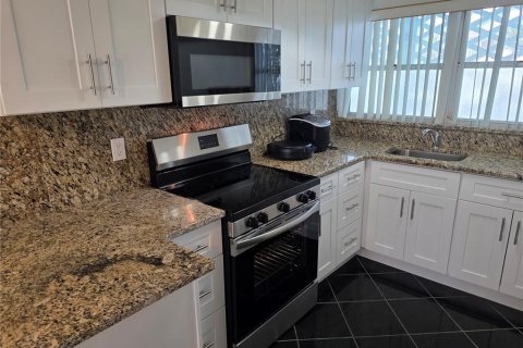 Copropriété à louer à Saint Pete Beach, Floride: 1 chambre, 55.28 m2 № 2402949 - photo 8