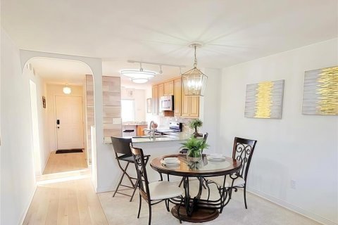 Copropriété à vendre à Saint Petersburg, Floride: 2 chambres, 96.62 m2 № 2218564 - photo 25