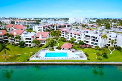 Copropriété à vendre à Saint Petersburg, Floride: 2 chambres, 96.62 m2 № 2218564 - photo 7