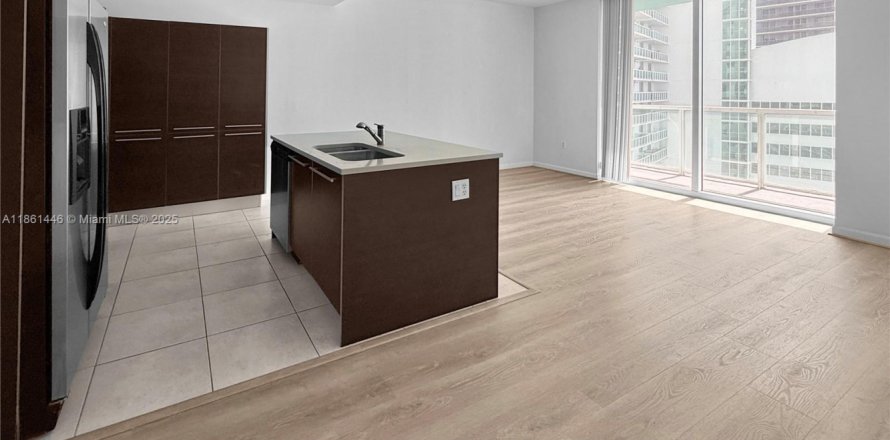 Condo à Miami, Floride, 1 chambre № 1892152