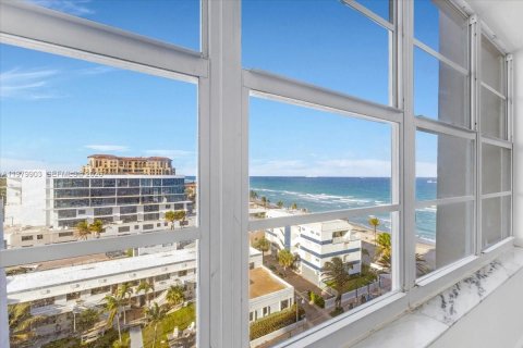 Condominio en alquiler en Hollywood, Florida, 2 dormitorios, 95.69 m2 № 2044284 - foto 18