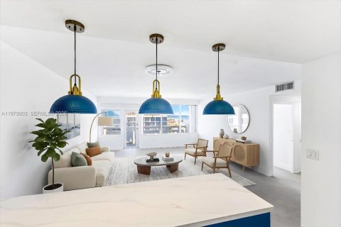 Condominio en alquiler en Hollywood, Florida, 2 dormitorios, 95.69 m2 № 2044284 - foto 7