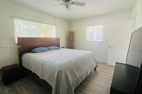 Снять в аренду виллу или дом в Холливуд, Флорида 3 спальни, 124.58м2, № 1950277 - фото 18