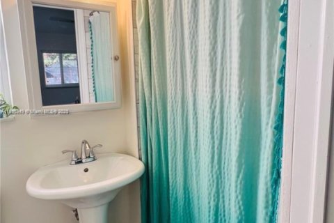 Снять в аренду виллу или дом в Холливуд, Флорида 3 спальни, 124.58м2, № 1950277 - фото 14