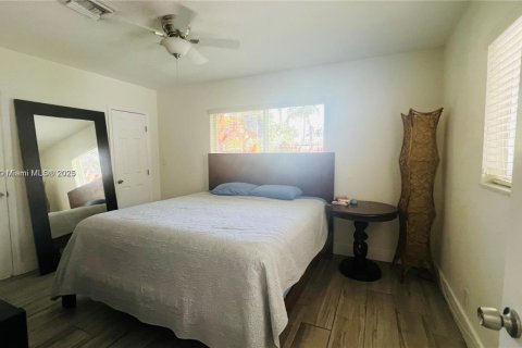 Снять в аренду виллу или дом в Холливуд, Флорида 3 спальни, 124.58м2, № 1950277 - фото 11