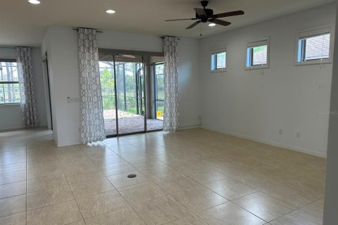 Casa en venta en Davenport, Florida, 3 dormitorios, 188.41 m2 № 2322835 - foto 18