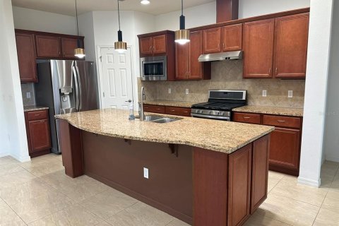 Casa en venta en Davenport, Florida, 3 dormitorios, 188.41 m2 № 2322835 - foto 3