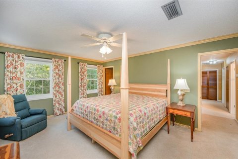 House in Cocoa, Florida 4 bedrooms, 269.23 sq.m. № 1757818 - photo 26