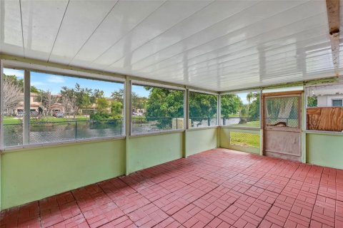 Villa ou maison à vendre à Tamarac, Floride: 2 chambres, 130.62 m2 № 2402692 - photo 22