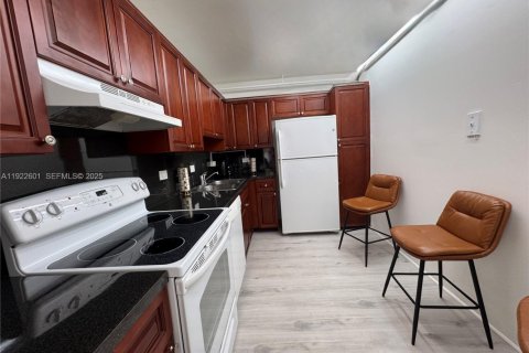 Condominio en venta en Aventura, Florida, 2 dormitorios, 106.47 m2 № 1986125 - foto 19