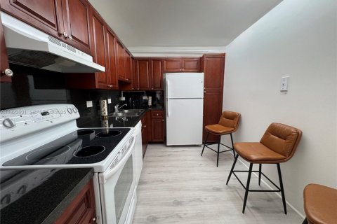 Condominio en venta en Aventura, Florida, 2 dormitorios, 106.47 m2 № 1986125 - foto 18