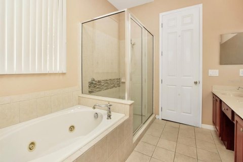 Villa ou maison à vendre à Orlando, Floride: 4 chambres, 254.92 m2 № 2148368 - photo 21