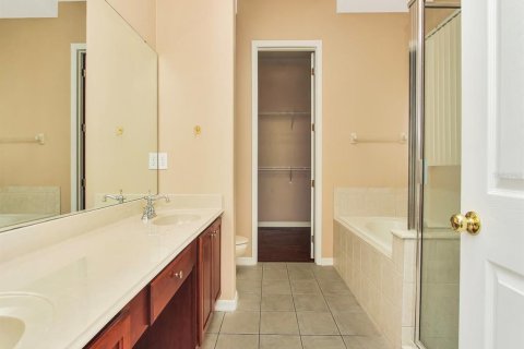 Villa ou maison à vendre à Orlando, Floride: 4 chambres, 254.92 m2 № 2148368 - photo 19