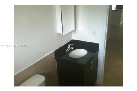 Appartement à louer à Miami Beach, Floride: 1 chambre № 1991999 - photo 3