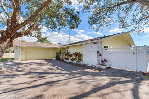 Villa ou maison à vendre à Tarpon Springs, Floride: 3 chambres, 195.19 m2 № 1511310 - photo 14