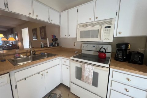 Villa ou maison à louer à Venice, Floride: 2 chambres, 109.16 m2 № 2299019 - photo 23