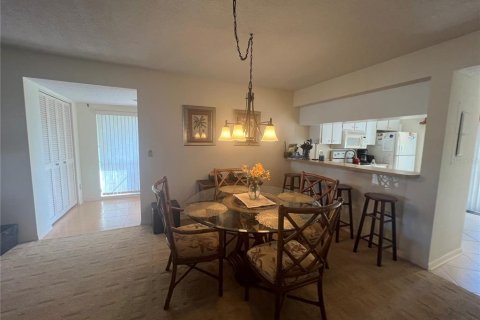Villa ou maison à louer à Venice, Floride: 2 chambres, 109.16 m2 № 2299019 - photo 8