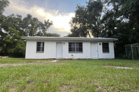 House in Bartow, Florida 2 bedrooms, 82.5 sq.m. № 1884451 - photo 1