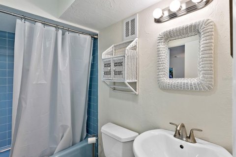 Condominio en venta en Venice, Florida, 2 dormitorios, 88.81 m2 № 1796781 - foto 13