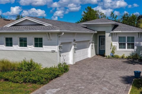 House in DeLand, Florida 3 bedrooms, 197.79 sq.m. № 2375747