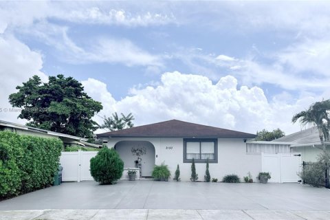 Villa ou maison à Miami, Floride 3 chambres, 112.41 m2 № 1942607