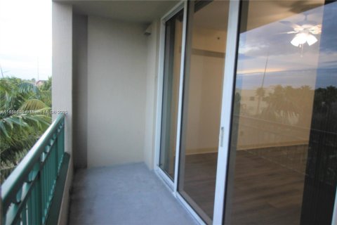 Studio in the Condo in Plantation, Florida  № 2016954 - photo 3