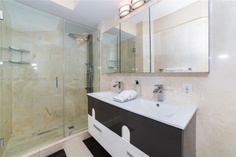 Купить кондоминиум в Санни-Айлс-Бич, Флорида 3 спальни, 117.43м2, № 2017933 - фото 12