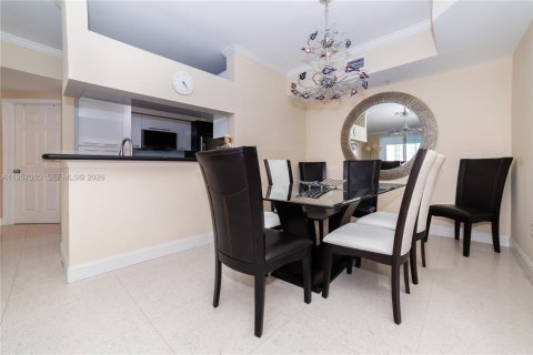 Купить кондоминиум в Санни-Айлс-Бич, Флорида 3 спальни, 117.43м2, № 2017933 - фото 29