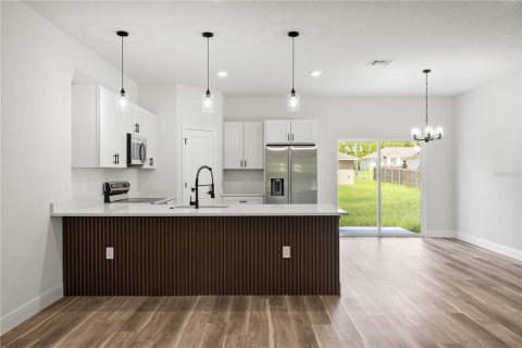 House in Ocala, Florida 4 bedrooms, 170.29 sq.m. № 1915735 - photo 4
