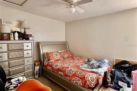 Townhouse in Gainesville, Florida 2 bedrooms, 112.23 sq.m. № 1906459 - photo 7