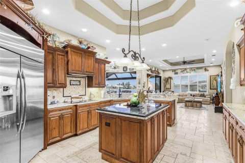 Casa en venta en Cape Coral, Florida, 3 dormitorios, 279.82 m2 № 2294750 - foto 18