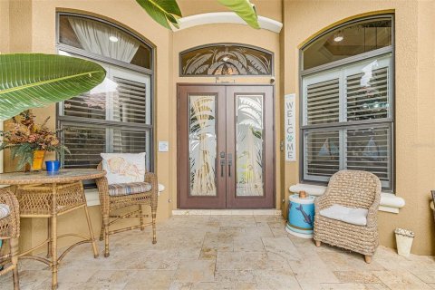 Casa en venta en Cape Coral, Florida, 3 dormitorios, 279.82 m2 № 2294750 - foto 4
