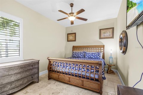 Casa en venta en Cape Coral, Florida, 3 dormitorios, 279.82 m2 № 2294750 - foto 27