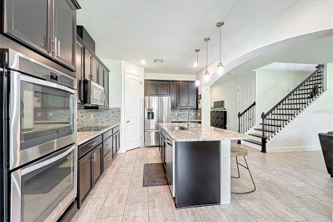 House in Apopka, Florida 6 bedrooms, 301.1 sq.m. № 1771309 - photo 16
