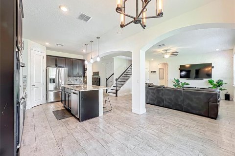 House in Apopka, Florida 6 bedrooms, 301.1 sq.m. № 1771309 - photo 18