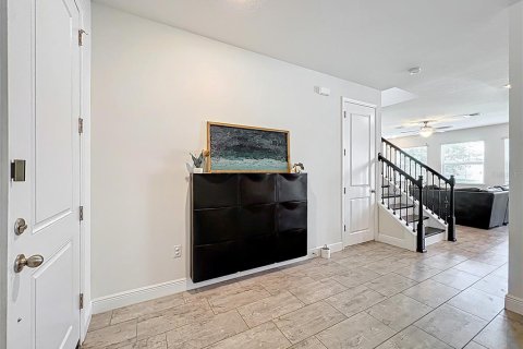 House in Apopka, Florida 6 bedrooms, 301.1 sq.m. № 1771309 - photo 9