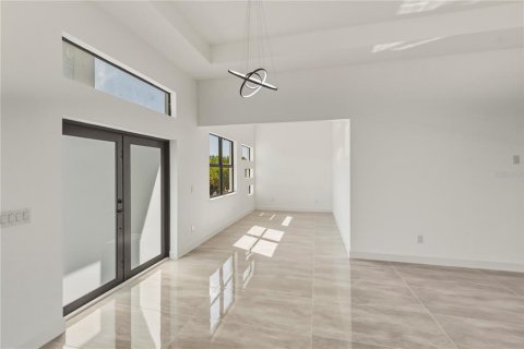 Villa ou maison à vendre à Port Charlotte, Floride: 3 chambres, 218.23 m2 № 2142953 - photo 12