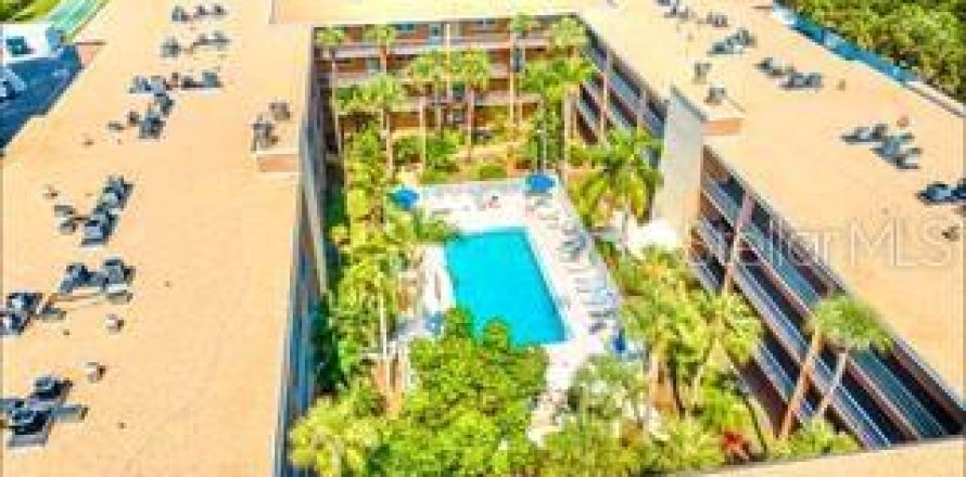 Apartamento en Largo, Florida 2 dormitorios, 81.01 m2 № 1879587