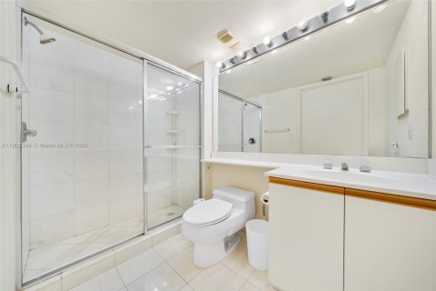 Снять в аренду кондоминиум в Авентура, Флорида 2 спальни, 109.72м2, № 1967891 - фото 13